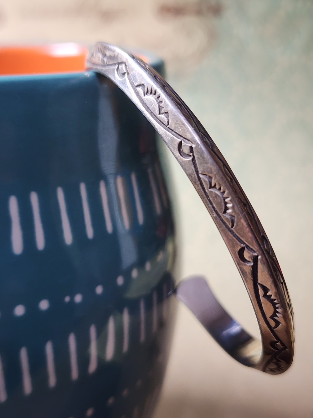 Leonard Paquin Sterling Cuff - Native American Laguna Zuni - Picture 2 of 10